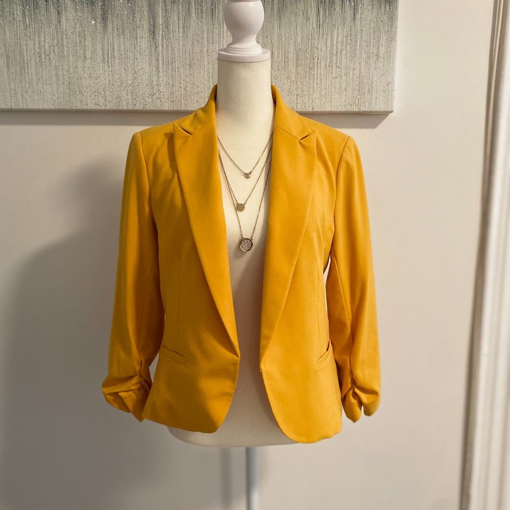 Amanda & Chelsea Woven Notch Collar Jacket